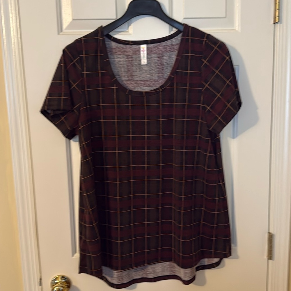 LuLaRoe Burgundy and Brown Plaid Classic T Size 2XL